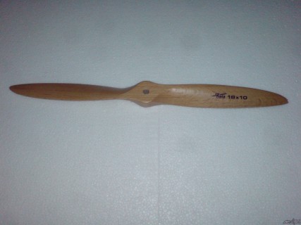 http://www.intermodel.fr/397-thickbox/helice-bois-bipale-18x10-fiala.jpg